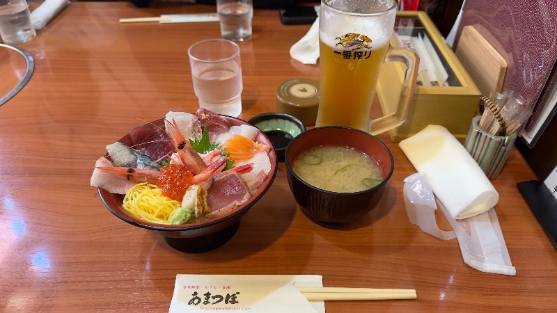 近江町市場の海鮮丼