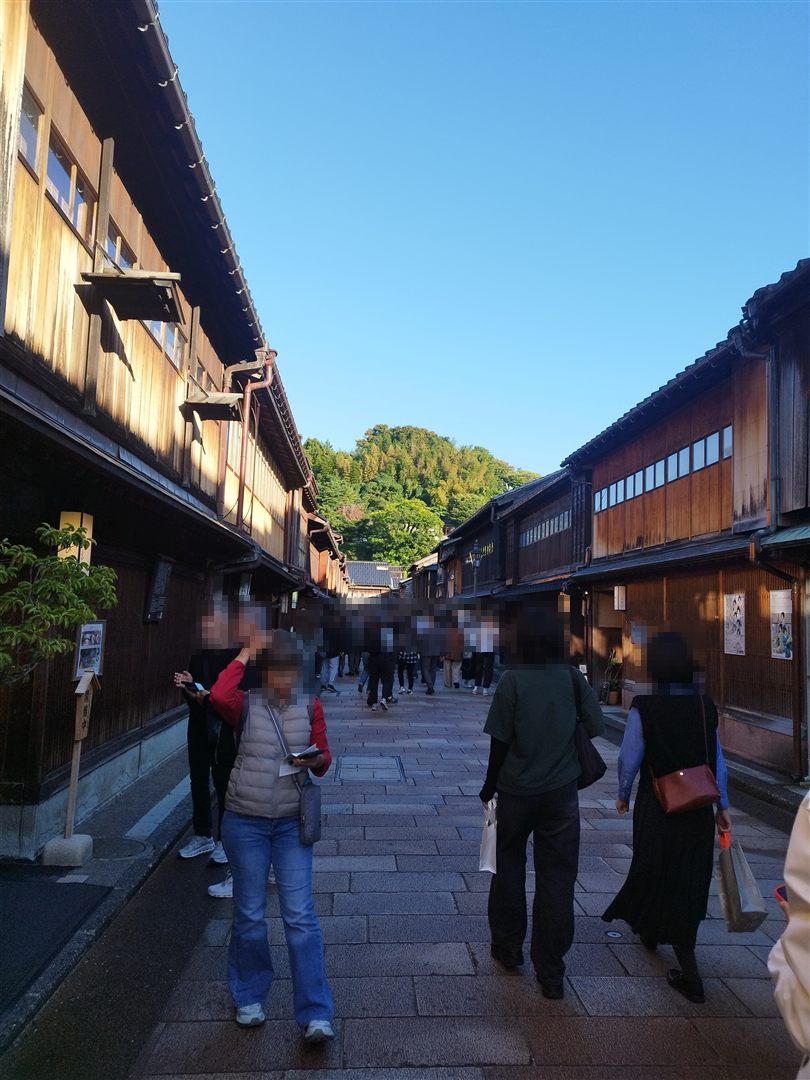 ひがし茶屋街の街並み