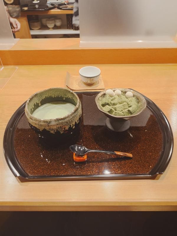 和のカフェの抹茶スイーツ